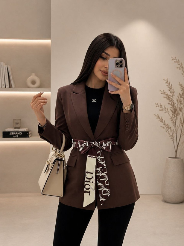 کت دیور dior همراه با کمربند